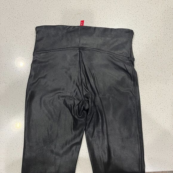 ✨ Spanx Faux Leather Leggings - Size Small ✨ - Picture 8 of 14